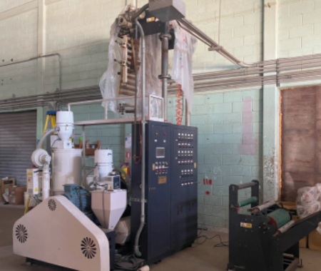 Máquina convertidora de bolsas plásticas