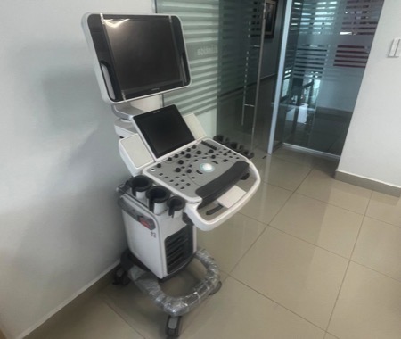 Sistema de ultrasonido estacionario full HD